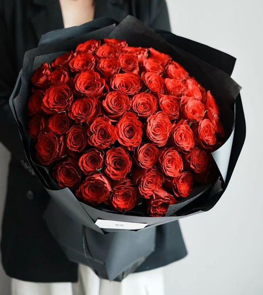 50 Classic Red Roses Bouquet